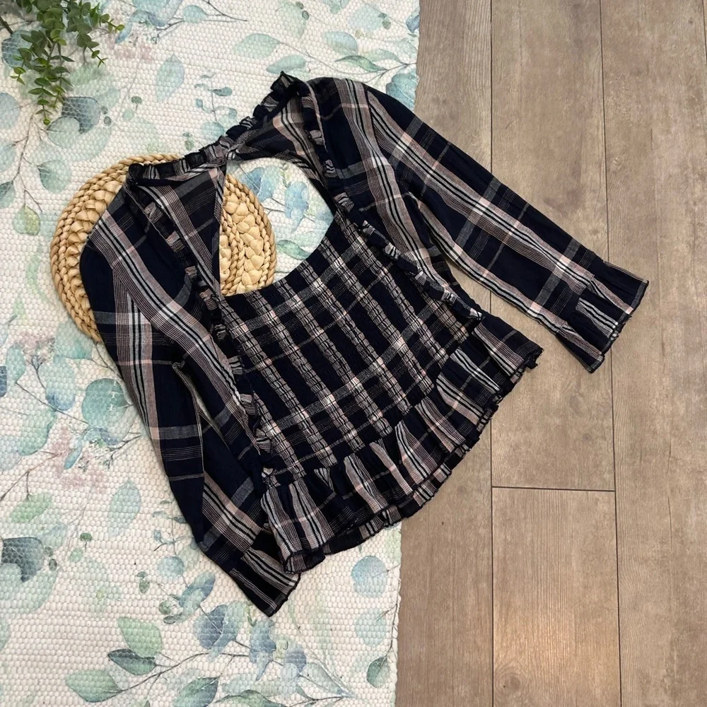Free People Shirred w Elastic Blue Plaid Long-Sleeved Smocked Plaid Crop Shirt